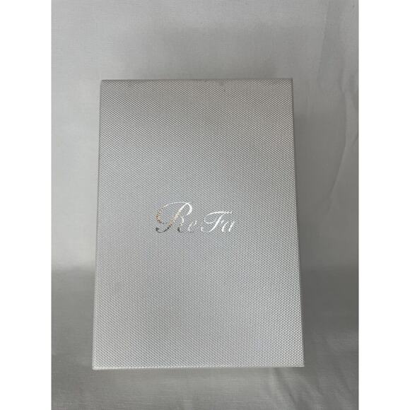ReFa Carat Beauty Face Facial Beauty Device - Picture 10 of 13